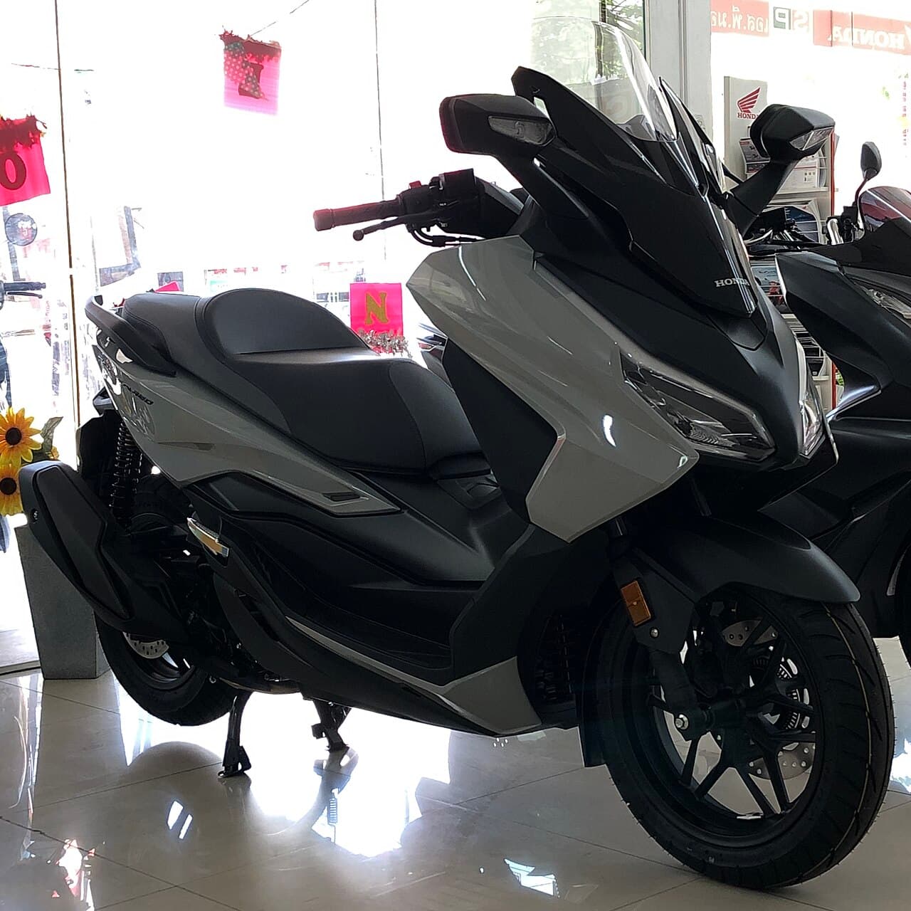 Honda ADV 350